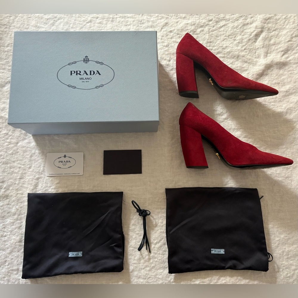 EUC Prada Burgundy Red Suede Banana Block Heel Pointed Toe Pumps 38.5 8.5